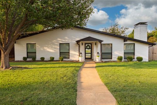 6716 Roundrock Rd, Dallas, TX, 75248-5025 | Card Image