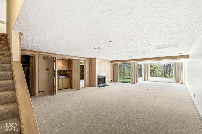 8433 Quail Hollow Rd, Condo with 3 bedrooms, 3 bathrooms and null parking in Indianapolis IN | Image 21
