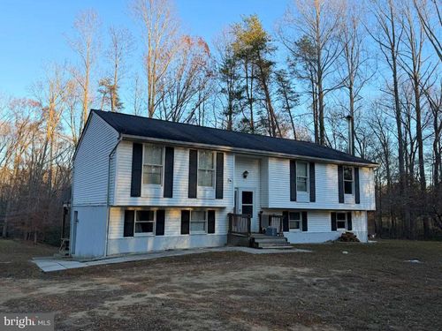 27320 Days End Ln, Mechanicsville, MD, 20659-3761 | Card Image