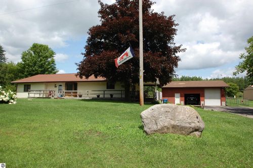 388 W Lagrant Rd, Twining, MI, 48766-9640 | Card Image