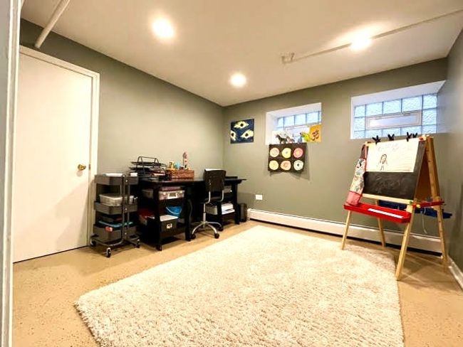 6537 N Maplewood Ave, Home with 2 bedrooms, 2 bathrooms and null parking in CHICAGO IL | Image 13
