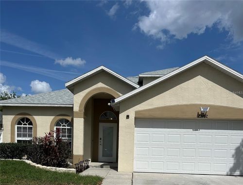 27452 Sky Lake Cir, WESLEY CHAPEL, FL, 33544-7600 | Card Image