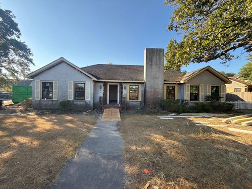 418 Eleanor St, Houston, TX, 77009-1328 | Card Image
