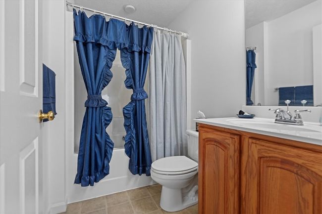 Private bath attached to primary suite. | Image 19