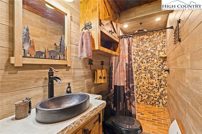 201 Fox Run Rd, House other with 4 bedrooms, 4 bathrooms and null parking in Banner Elk NC | Image 48