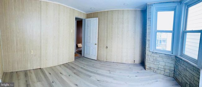 21 N Chestnut St, Home with 4 bedrooms, 2 bathrooms and null parking in Mount Carmel PA | Image 5