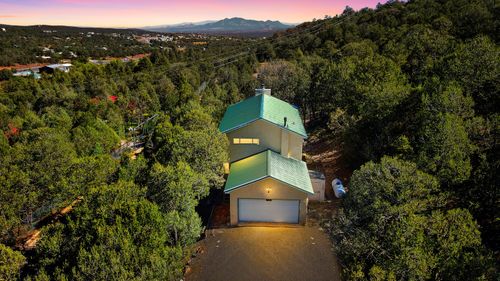 2 Cedar Hill Pl, Cedar Crest, NM, 87008-9440 | Card Image