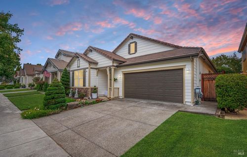 1266 Eagle Dr, Windsor, CA, 95492-9797 | Card Image