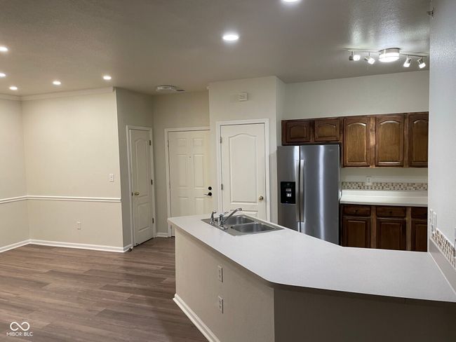 APT-2C - 12820 University Cres, Condo with 3 bedrooms, 2 bathrooms and null parking in Carmel IN | Image 4
