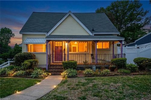 520 Gales Ave, Winston-Salem, NC, 27103-2718 | Card Image