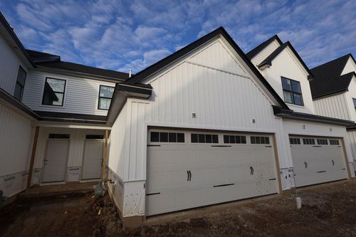 5516 Fawnsbury Ct, Powell, OH, 43065-9964 | Card Image