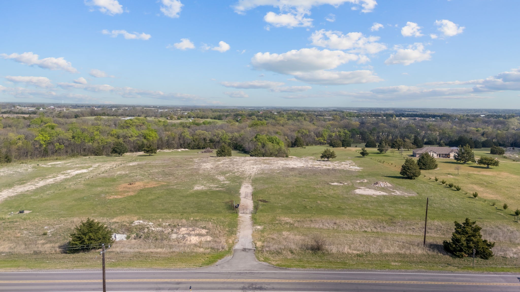 Land in Anna