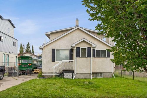 233 27 Avenue Ne, Calgary, AB, T2E2A1 | Card Image