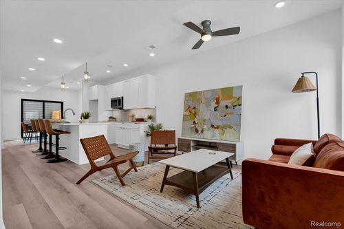 4-3416 Cochrane St, Detroit, MI, 48208-2843 | Card Image