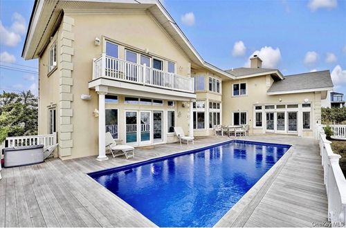 605 Dune Rd, Westhampton Beach, NY, 11978-2967 | Card Image