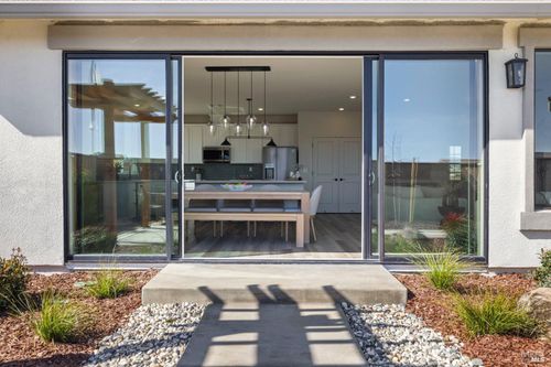 960 Carroll Way, Vacaville, CA, 95687-7992 | Card Image