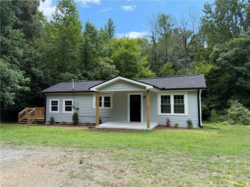 3115 Woods Chapel Rd, GRAHAM, NC, 27253-9726 | Card Image
