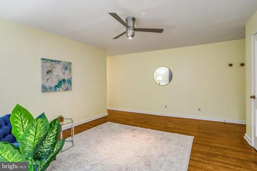 apt-304a-4004 Beecher St Nw, WASHINGTON, DC, 20007-4942 | Card Image