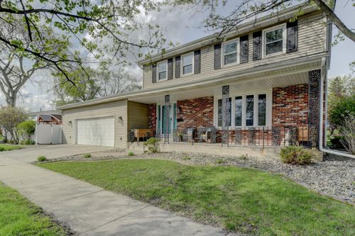 1637 Holly Ln, Munster, IN, 46321-3010 | Card Image