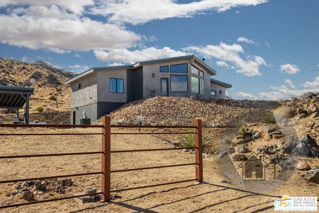 57795 Santa Barbara Dr, House other with 2 bedrooms, 2 bathrooms and 10 parking in Yucca Valley CA | Image 10