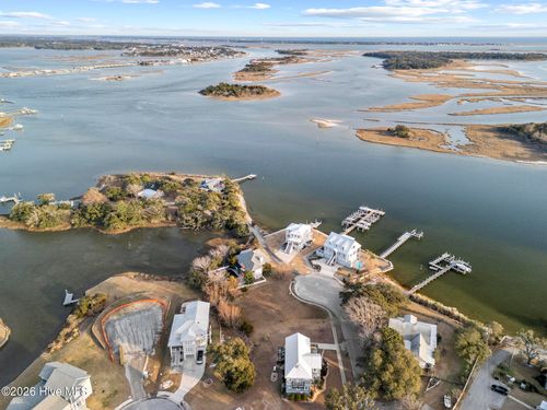 221 Deer Island Rd, Swansboro, NC, 28584-9076 | Card Image