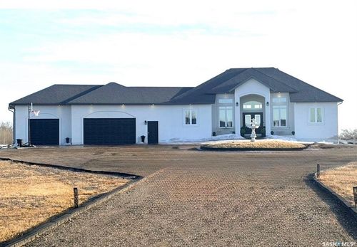 85 Hanley Way, Pilot Butte, SK, S0G3Z0 | Card Image