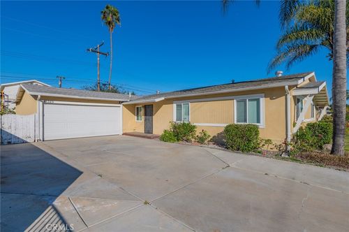 18325 Mescal St, Rowland Heights, CA, 91748-4428 | Card Image