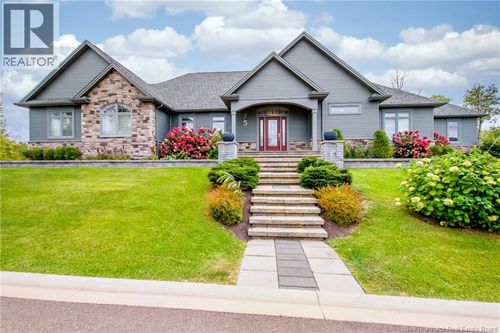 75 Albion St, Moncton, NB, E1G0Z2 | Card Image