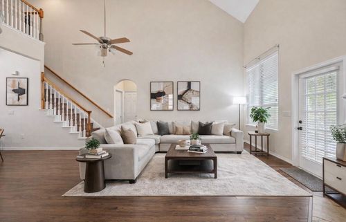 15231 Scenic Woodland Dr, Conroe, TX, 77384-3871 | Card Image