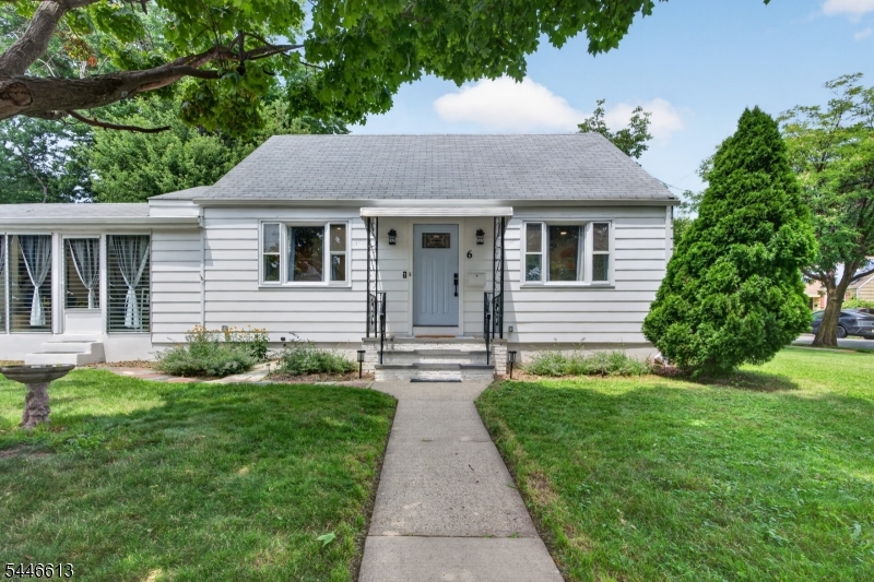 Residential in Clifton City 4