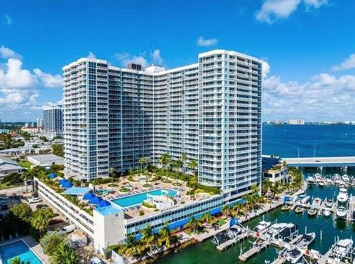 apt-1511-7601 E Treasure Dr, North Bay Village, FL, 33141-4365 | Card Image