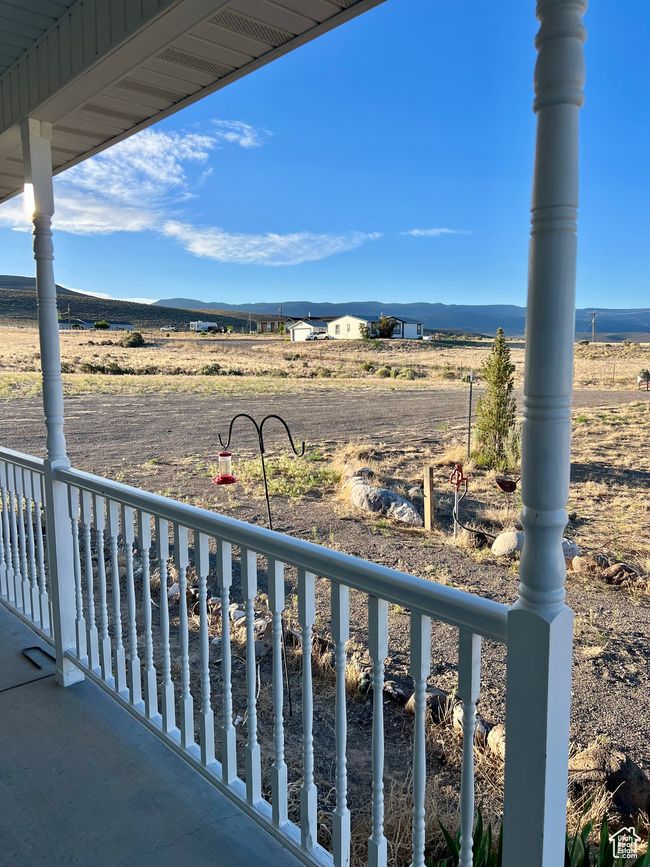 Front porch | Image 22