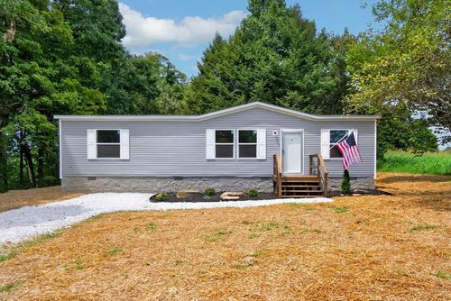 1498 Hensley Chapel Rd, Sparta, TN, 38583-4648 | Card Image