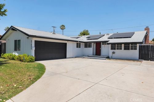 21025 Blythe St, Canoga Park, CA, 91304-5112 | Card Image