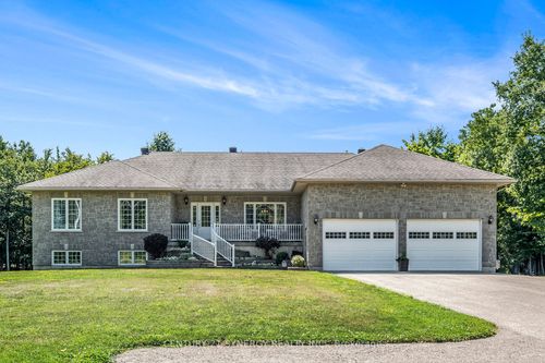 151 Golf Club Rd, Smiths Falls, ON, K7A4S5 | Card Image