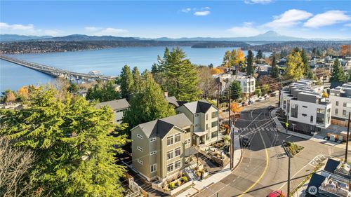 1132 31st Ave S, Seattle, WA, 98144-3217 | Card Image