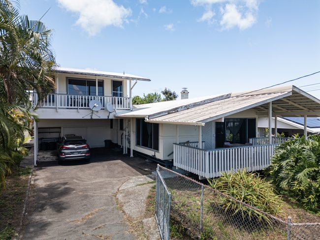 Come enjoy blue skies and cool breezes at approx 700 elevation @ 007 Kaapuni Loop in Hilo. | Image 16