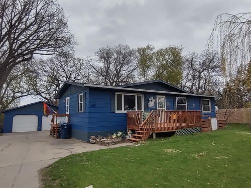 610 Springen Ave, Fergus Falls, MN, 56537-2388 | Card Image