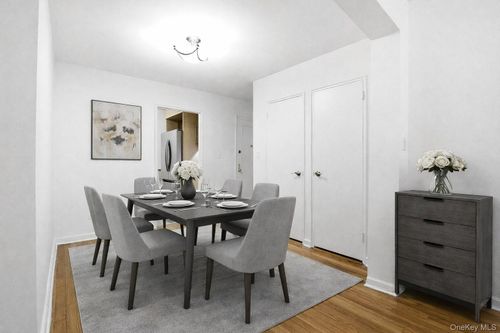 apt-d17-102 65th Ave, Forest Hills, NY, 11375-1724 | Card Image