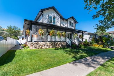 546 Parkview Close Ne, House detached with 4 bedrooms, 3 bathrooms and 2 parking in Medicine Hat AB | Image 1