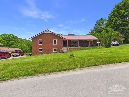 316 N State St, Athens, WV, 24712-1325 | Card Image