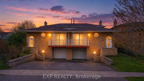 upper-4 Fallway Rd, Brampton, ON, L6V3H2 | Card Image