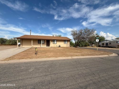 356 Peretz Circle, Morristown, AZ, 85342 | Card Image