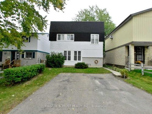 4 Gatsby Sq, Brampton, ON, L6S2H4 | Card Image