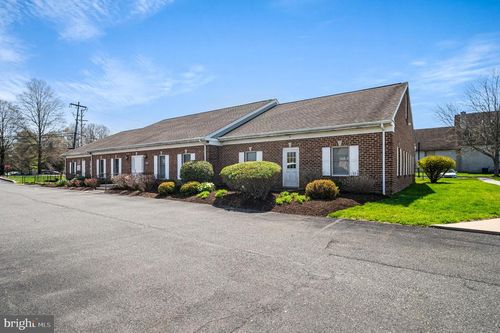 685 Unionville Rd, KENNETT SQUARE, PA, 19348-1764 | Card Image