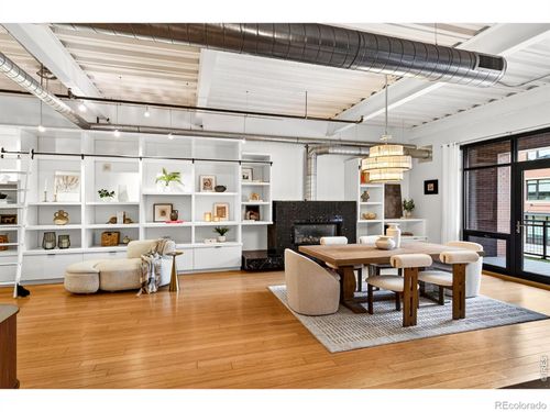 202-1360 Walnut St, Boulder, CO, 80302-5190 | Card Image