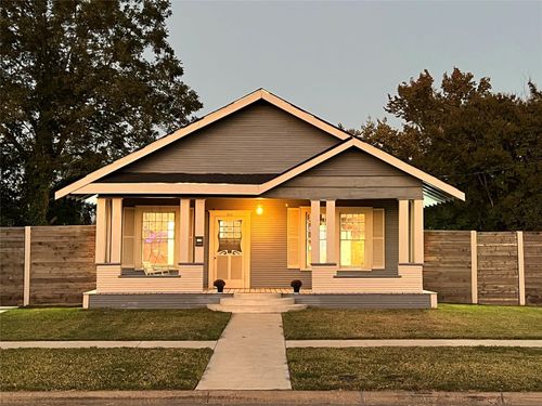 511 N Beaton St, Corsicana, TX, 75110-3142 | Card Image