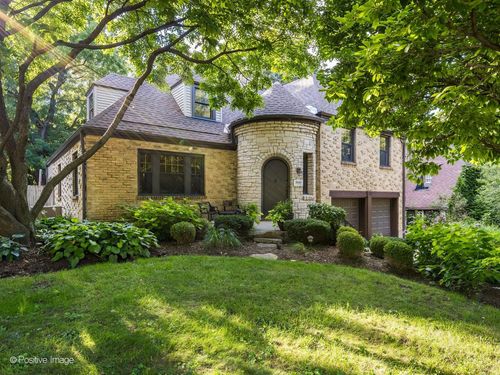 1170 Logan Ave, Elgin, IL, 60120-2257 | Card Image