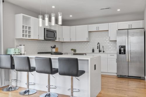 35 Arcadia St, Revere, MA, 02151-4803 | Card Image