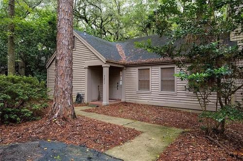 5211 86th Ter, GAINESVILLE, FL, 32608-4117 | Card Image